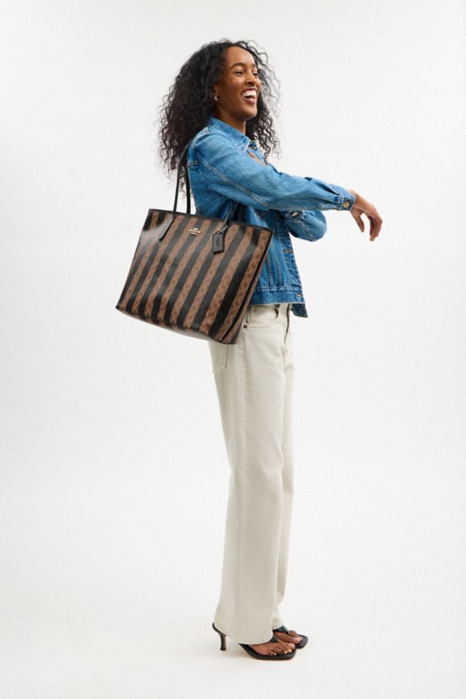 COACH®,Large City Tote Bag In Signature Canvas With Stripe,
