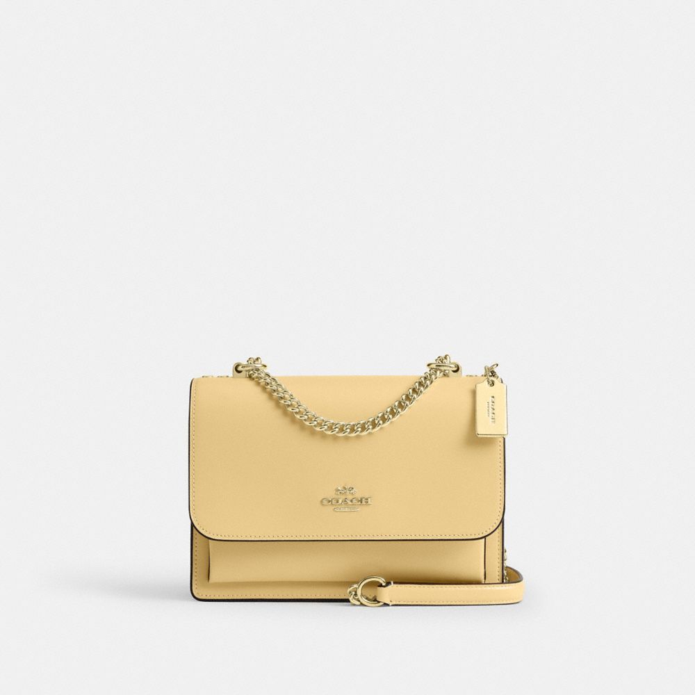 COACH®,SAC BANDOULIÈRE KLARE,Cuir de veau,Or/Vanille,Front View