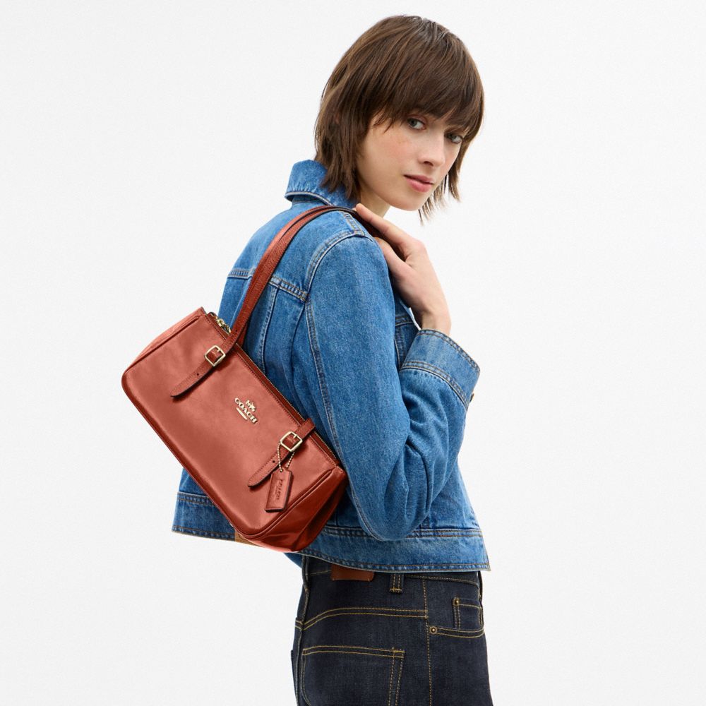 COACH®,SAC ÉPAULE ASTER,Cuir glacé,Im/Cannelle,Detail View