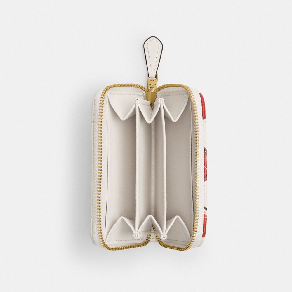 Coach Essential Small Zip Around Card Case With Quilting And Heart Print