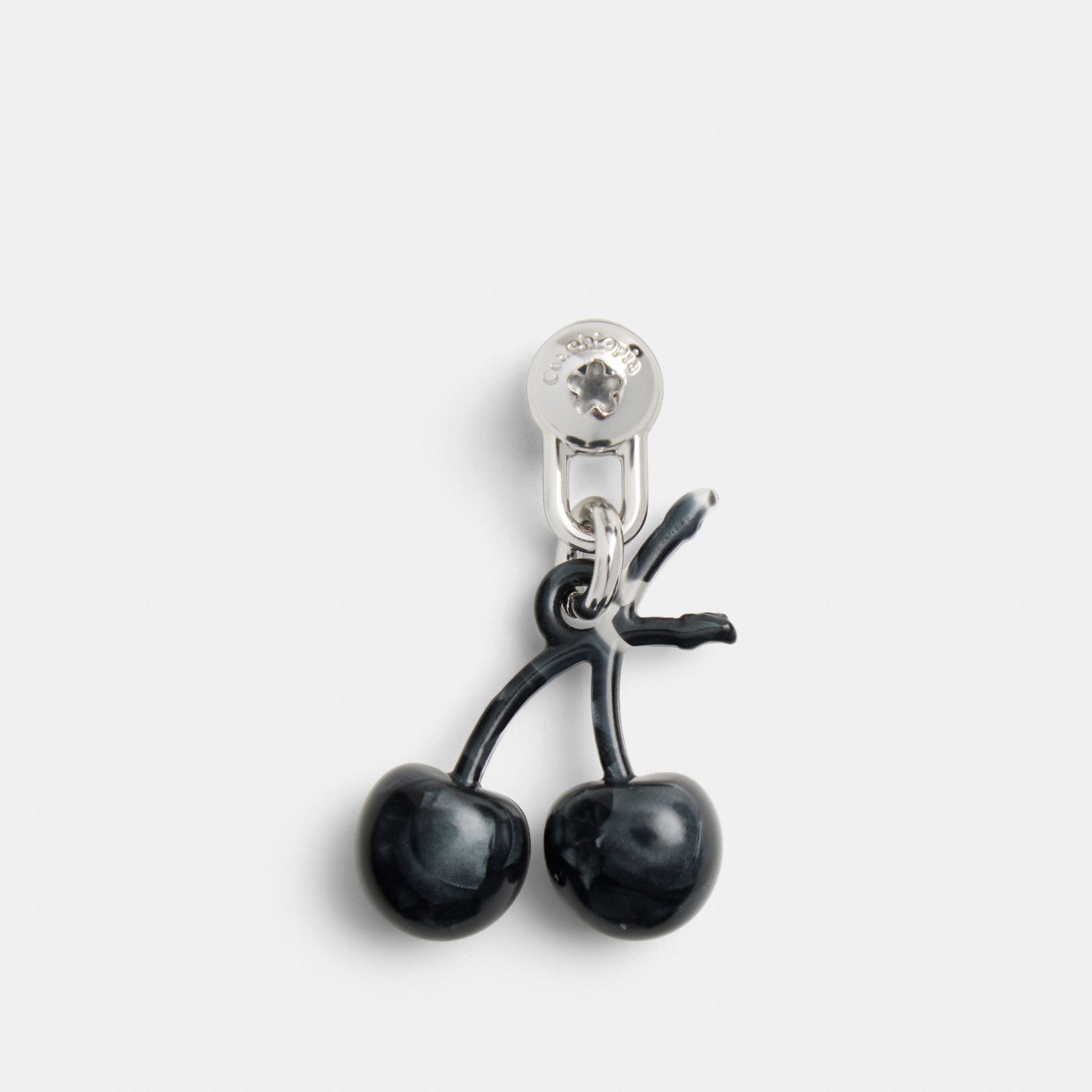 Брелок Coach Cherry Bag Charm With Screwback, цвет: Чёрный — фото 1