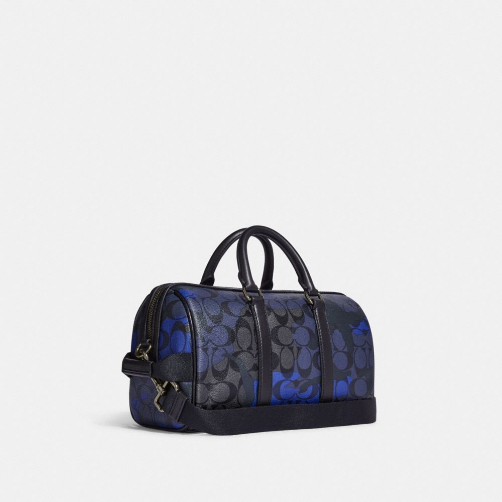 Vet-her-an Camo Crossbody Bag