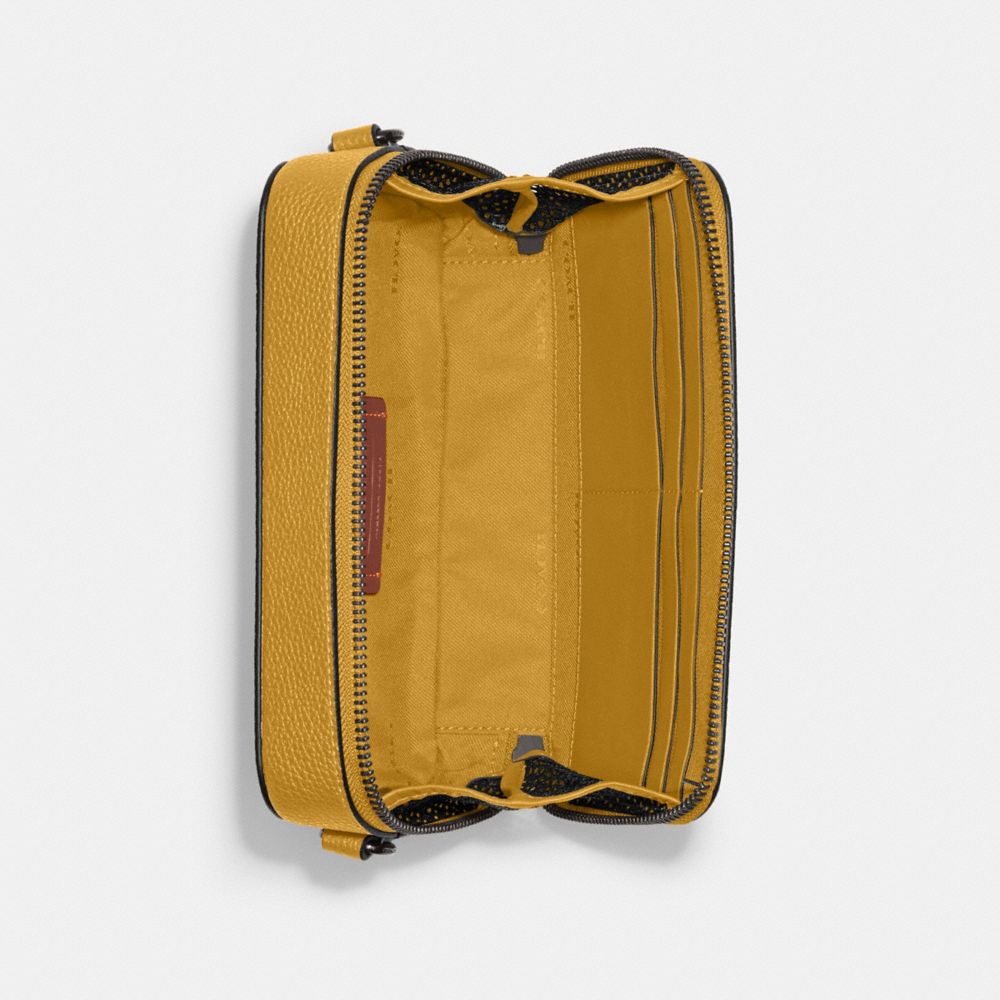 COACH®,チャーター スリム クロスボディ,メッセンジャー&ボディバッグ,ｲｴﾛｰｺﾞｰﾙﾄﾞ