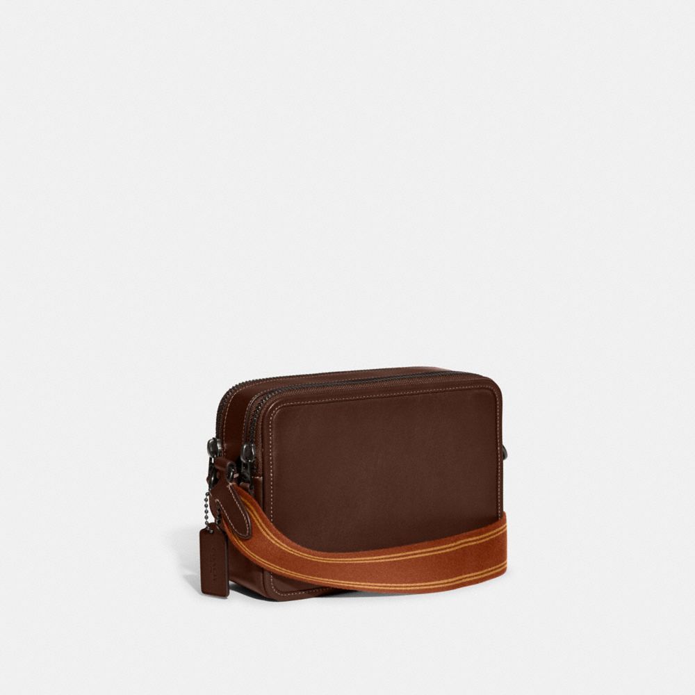 COACH®,チャーター クロスボディ 24・コーチ バッジ,メッセンジャー&ボディバッグ,ﾀﾞｰｸ ｻﾄﾞﾙ