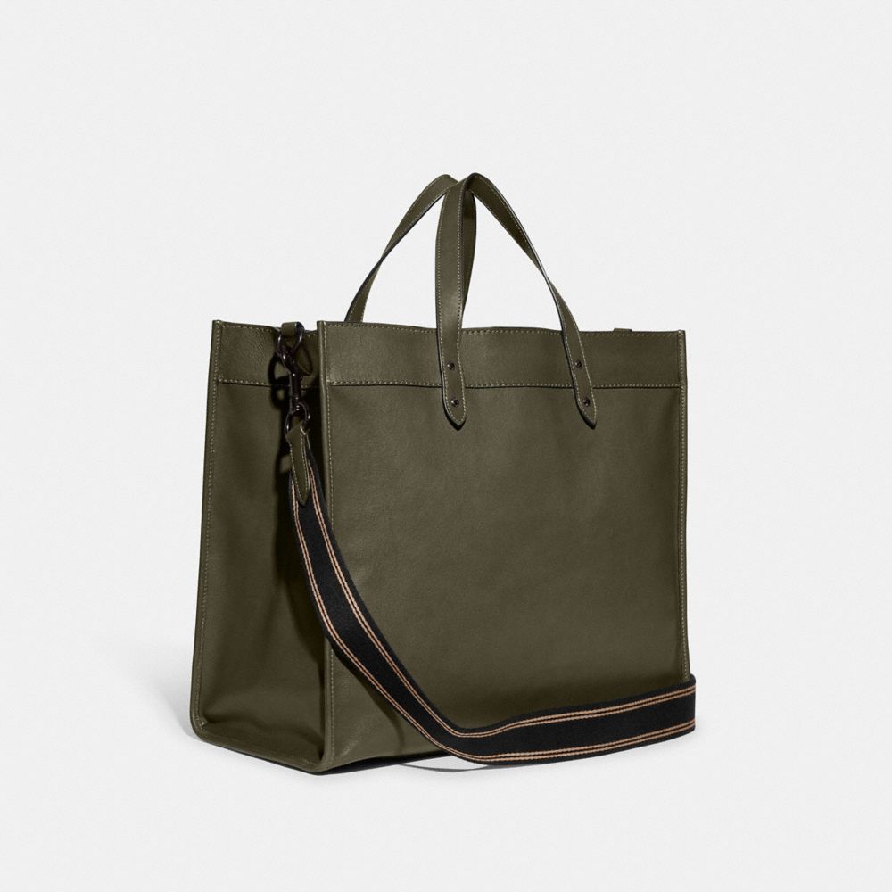 COACH®,フィールド トート 40・コーチ バッジ,トートバッグ＆ボストンバッグ,ｱｰﾐｰｸﾞﾘｰﾝ