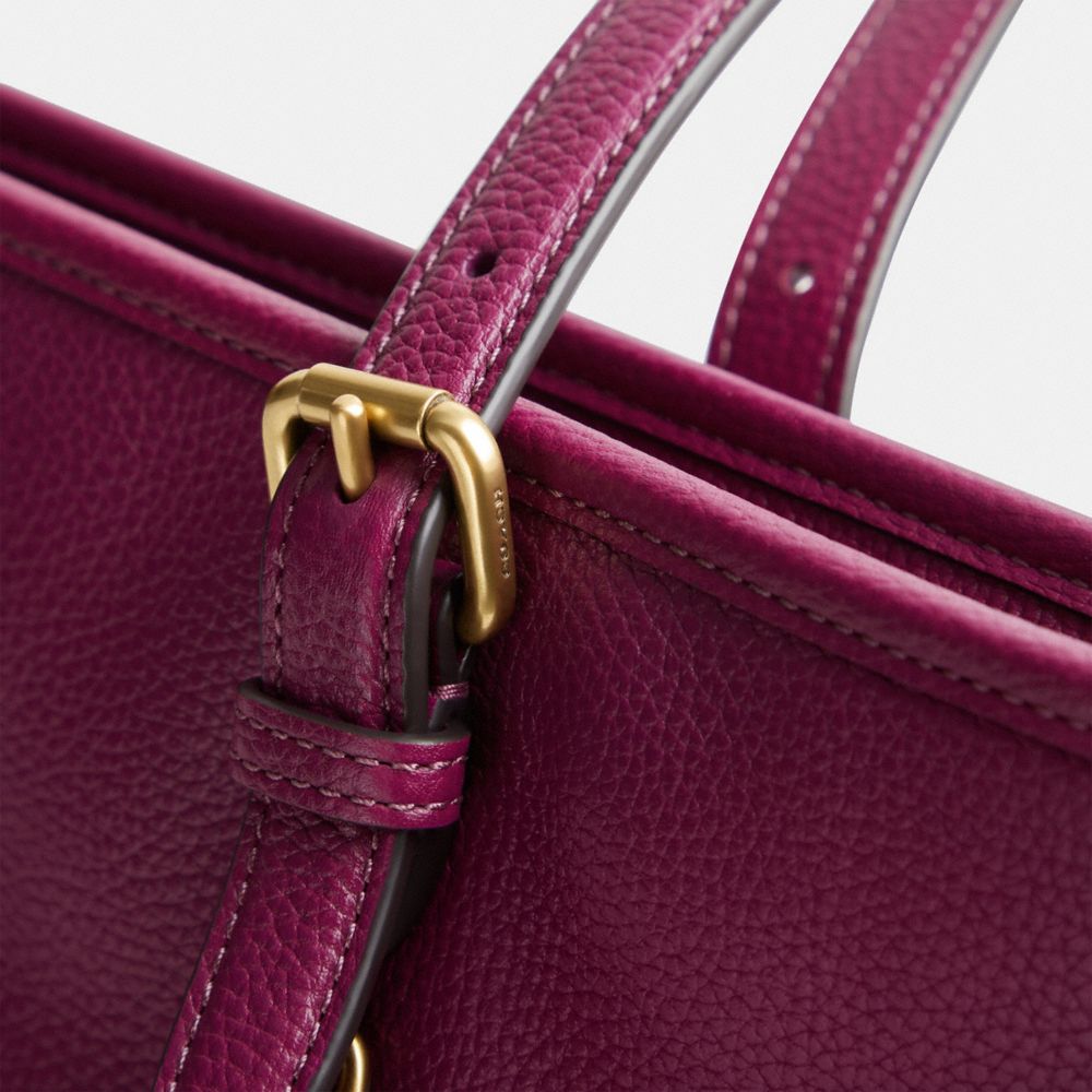 COACH®,CABAS TAYLOR,Laiton/Prune profond,Closer View