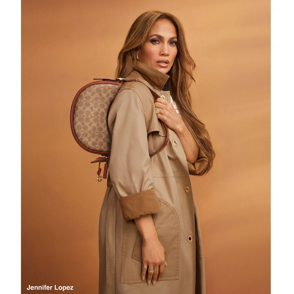 Coach Luna Grained Leather Shoulder Bag - Neutrals