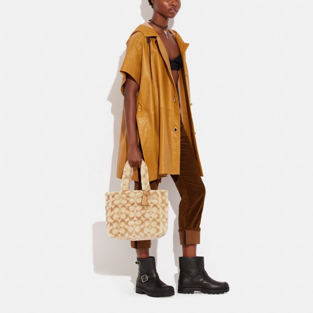 COACH®,Tote 28 In Signature Shearling,,Detail View