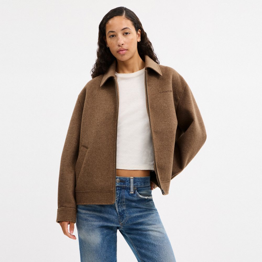 COACH®,Ours En Peluche,Scale View