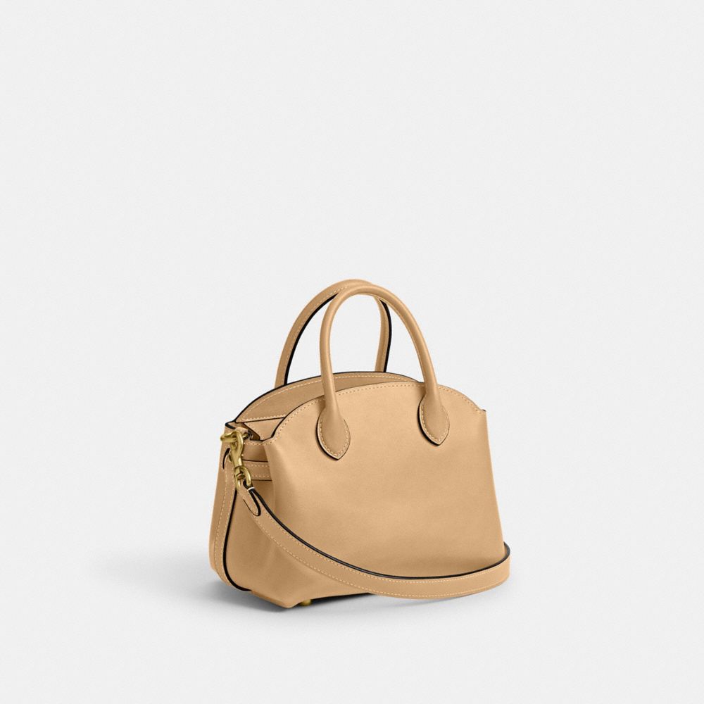 COACH®,CABAS EMPIRE 21 RUNWAY,Laiton/curcuma,Angle View