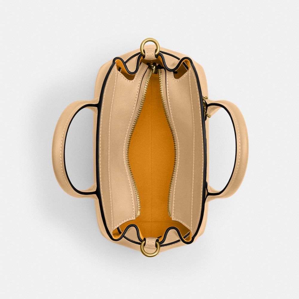 COACH®,CABAS EMPIRE 21 RUNWAY,Laiton/curcuma,Inside View,Top View