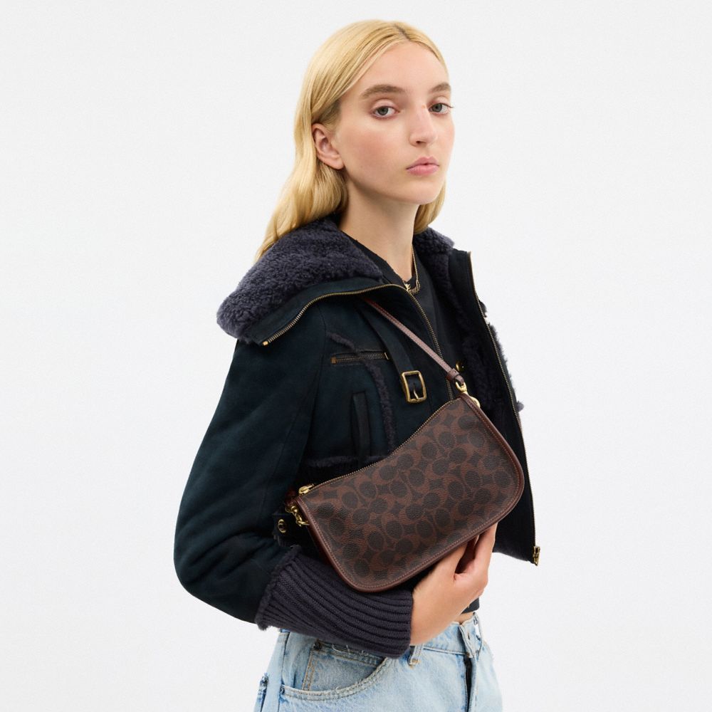 Женские сумки Coach Waverly Bag In Signature Canvas — фото 8