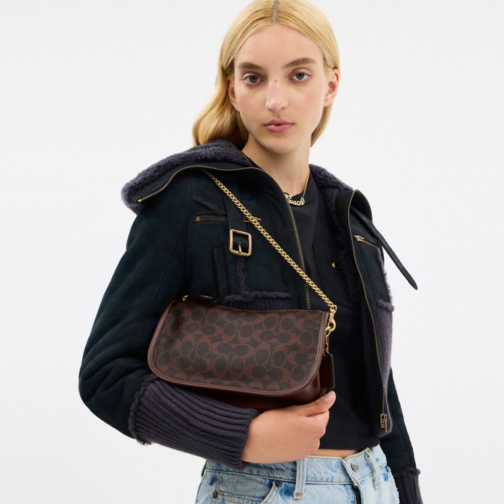 Женские сумки Coach Waverly Bag In Signature Canvas — фото 9