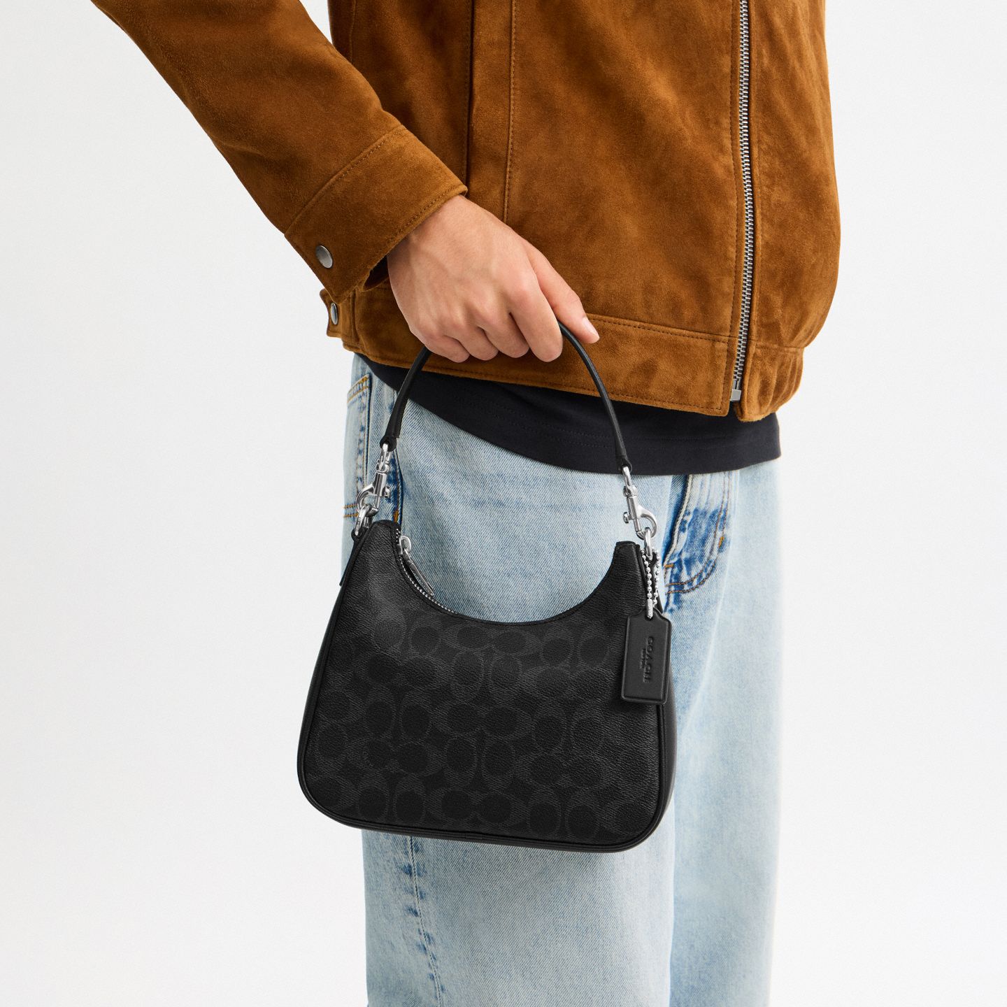 Мужская сумка Coach Nolan Hobo In Signature Canvas, цвет: Чёрный — фото 6