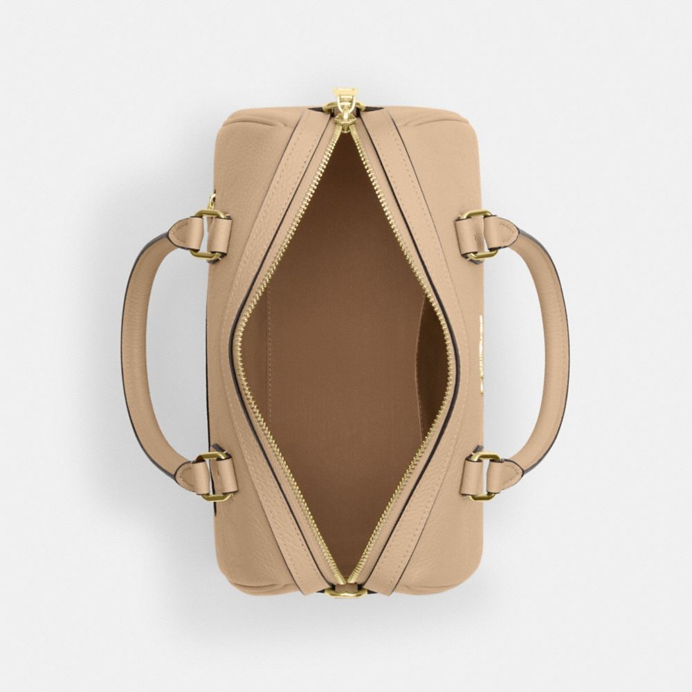 Im/Avena,Vista interna, vista dall'alto