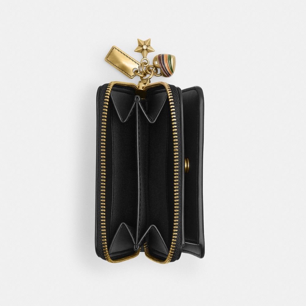 Женские кошельки Coach Essential Billfold Wallet With Charms — фото 3