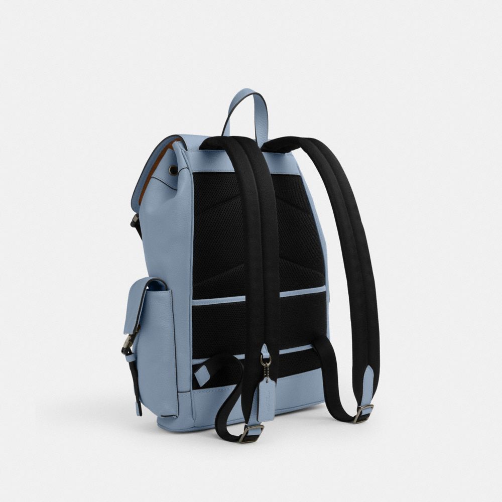 COACH®,SAC À DOS CLARK,Cuir galet,Qb/Lapis pâle,Angle View