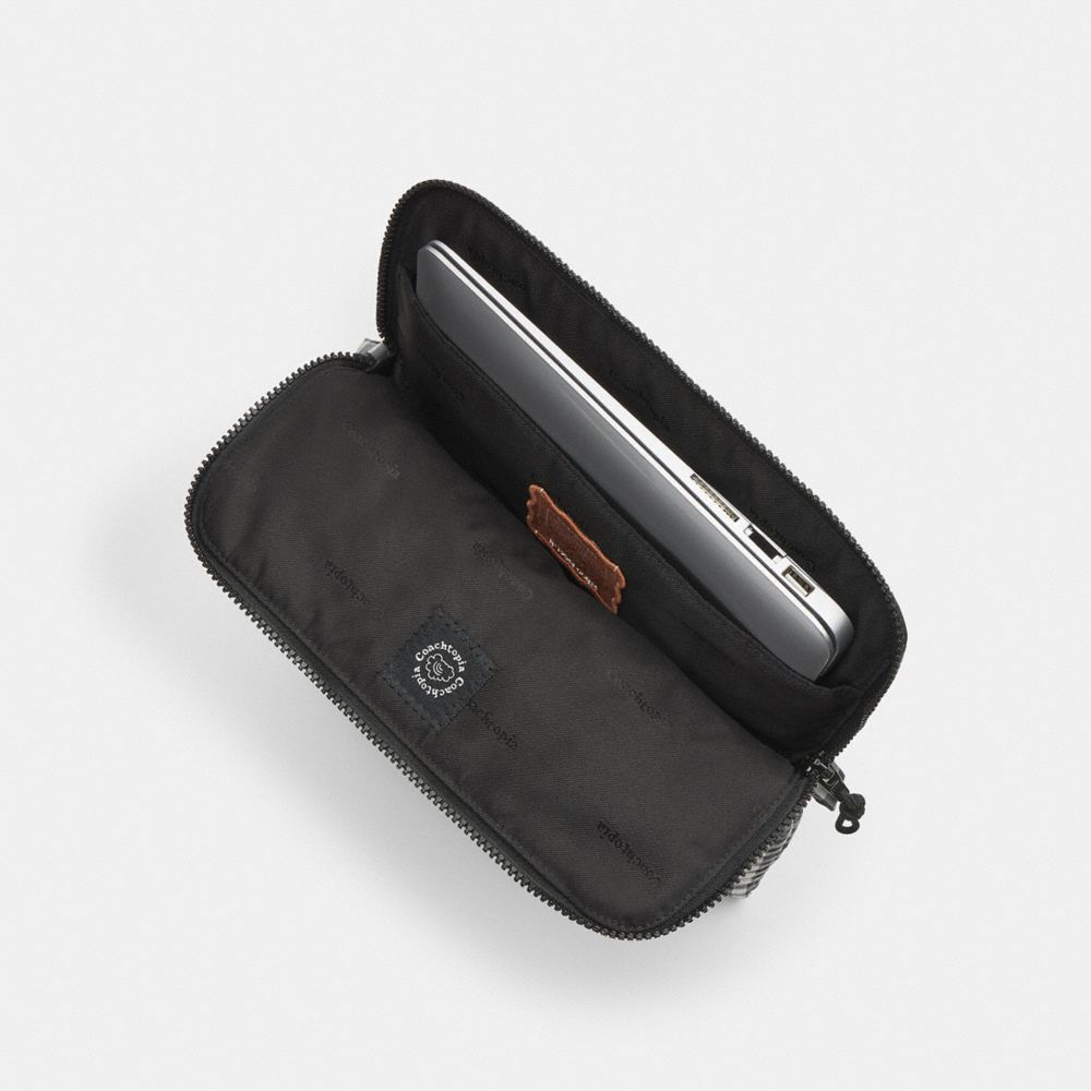 Coachtopia Loop Laptop Sleeve With Wavy Quilting Gingham