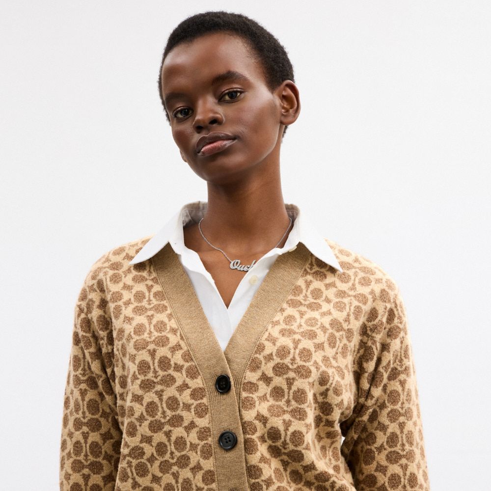 Coach Signature Relaxed V-Neck Cardigan — фото 4