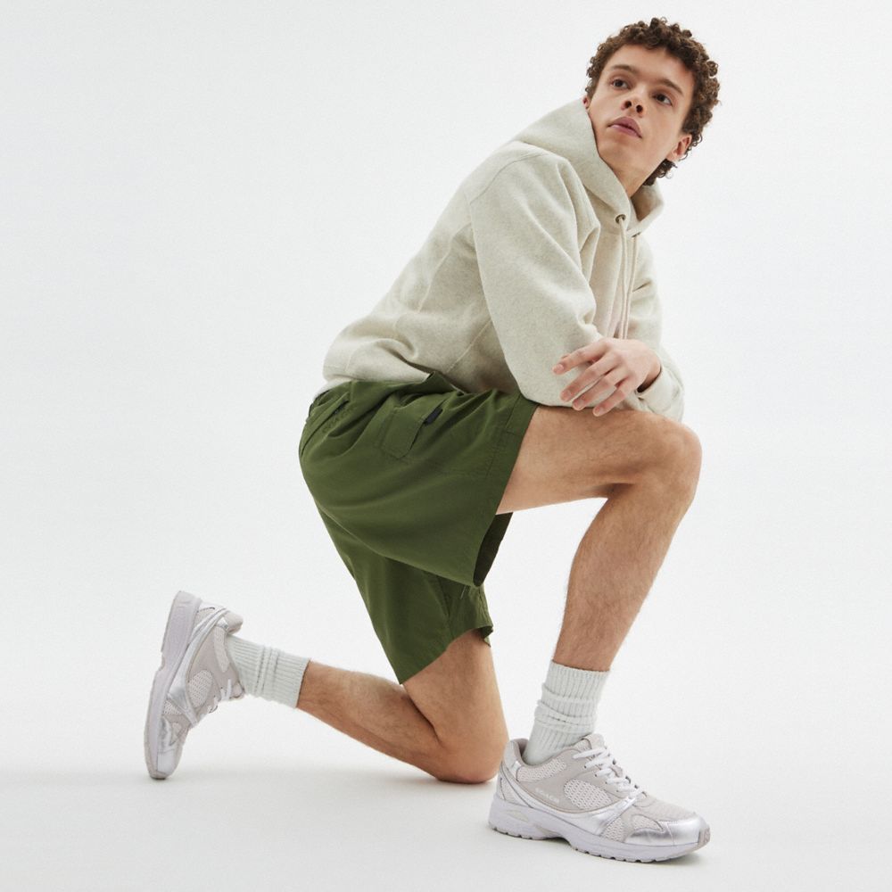 COACH®,Gris Clair/Blanc Optique,Detail View