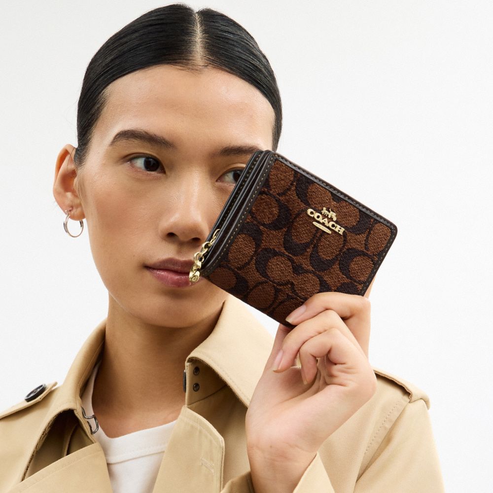 COACH®,Snap Wallet In Signature Chenille,,Detail View