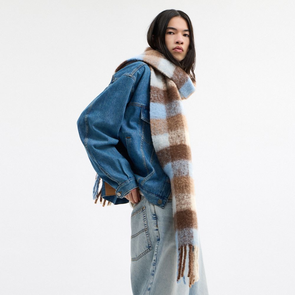 COACH®,オーバーサイズド プラッド マフラー・ラバー パッチ,ファッション雑貨,ﾃﾞｨｰﾌﾟ ﾌﾞﾙｰ ﾏﾙﾁ