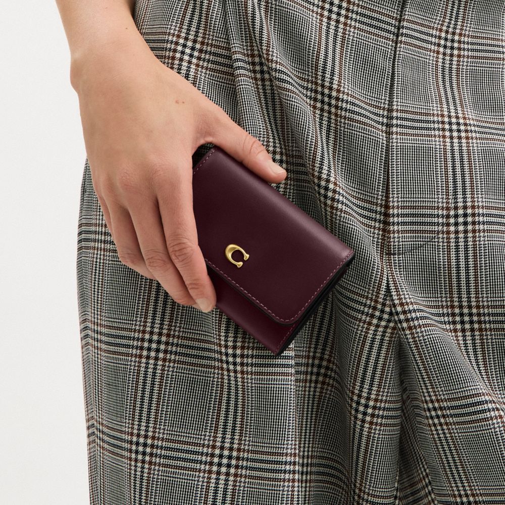 Coach Essential Flap Card Case In Multi
