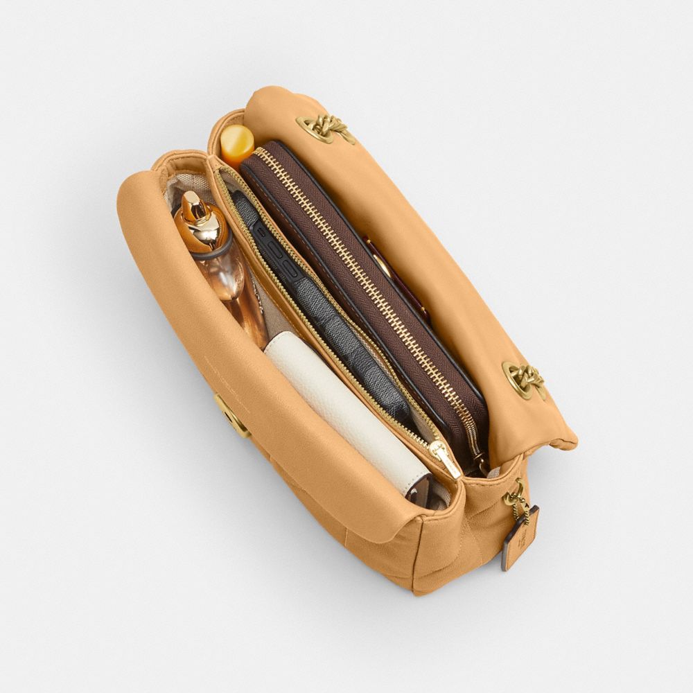 Tabby Shoulder Bag 26 With Quilting