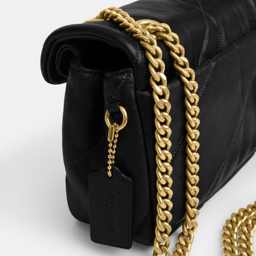 Tabby Shoulder Bag 26 With Quilting