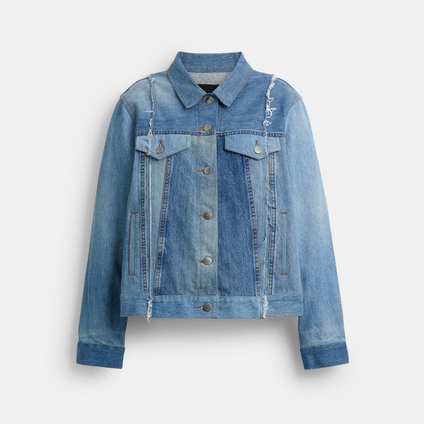 Женская куртка Coach Repurposed Denim Jacket, цвет: Синий разноцветный — фото 1