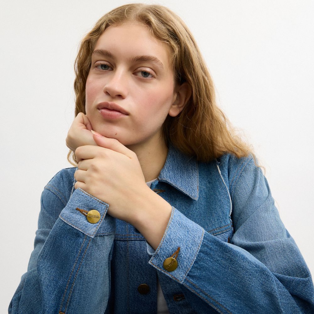 Женские куртки Coach Repurposed Denim Jacket — фото 5