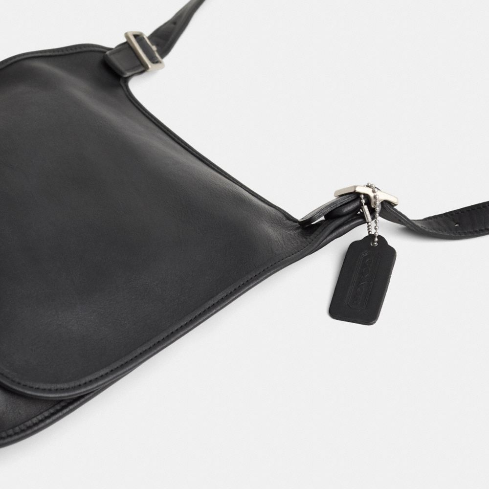 COACH VINTAGE SMALL HIPPIE FLAP BAG 
