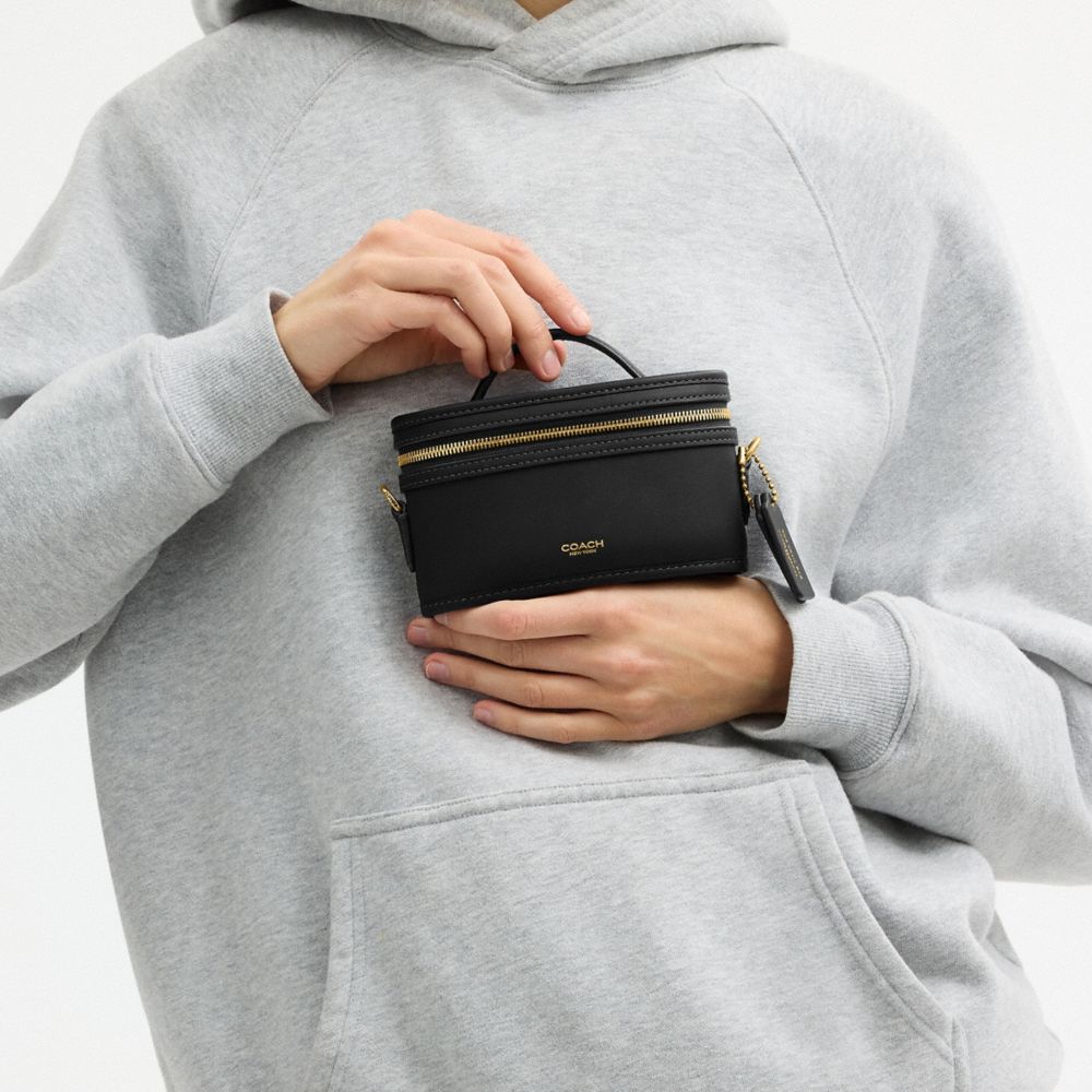 COACH®,Trail Bag 15,Lining Cotton,Leather,Cotton,Vanity Bag,Metal Material,Adjustable,Lined,Brass,Day Party,Black,Detail View
