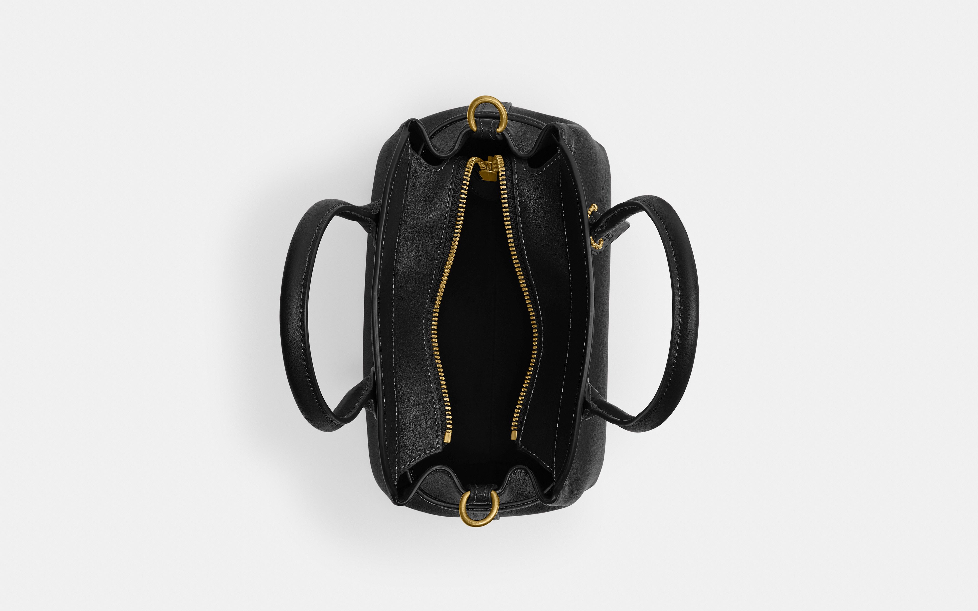 Soft Empire Carryall Bag 21