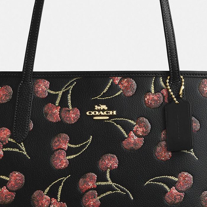 COACH® Outlet | City Tote Bag