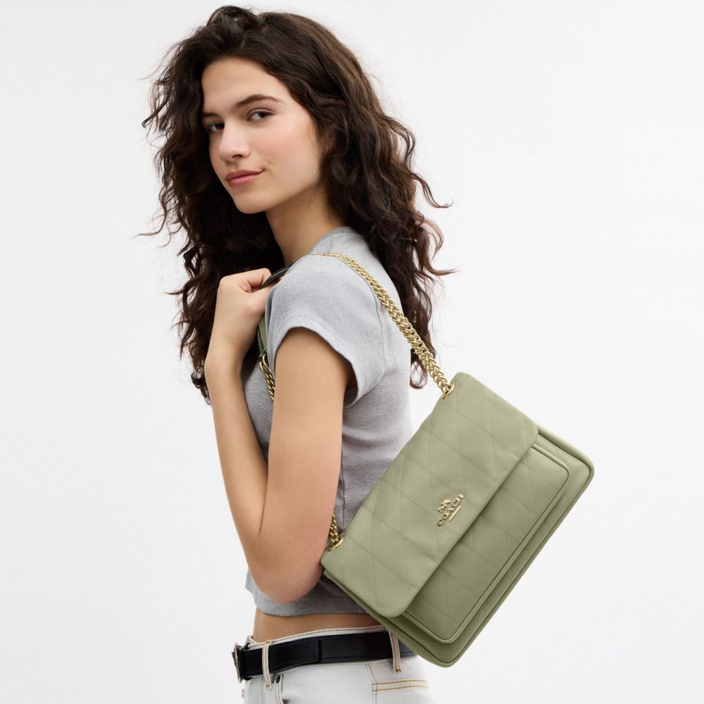 COACH®,SAC BANDOULIÈRE ELODIE AVEC MATELASSAGE,Cuir lisse,Im/Pistache,Detail View