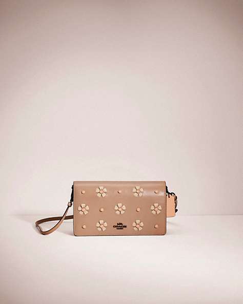 COACH®,RESTORED HAYDEN FOLDOVER CROSSBODY CLUTCH WITH TEA ROSE KNOT,Smooth Leather,Small,Pewter/Taupe,Front View
