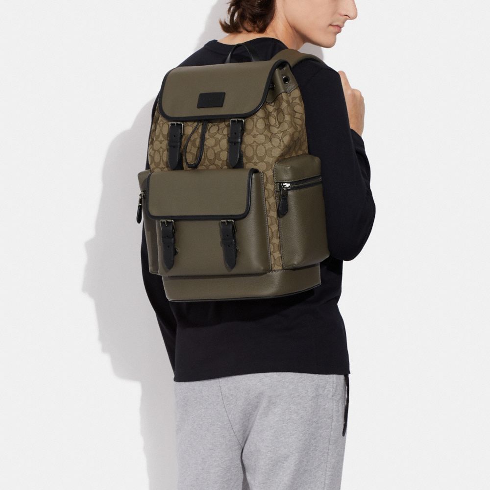 Coach outlet sprint discount backpack in signature jacquard