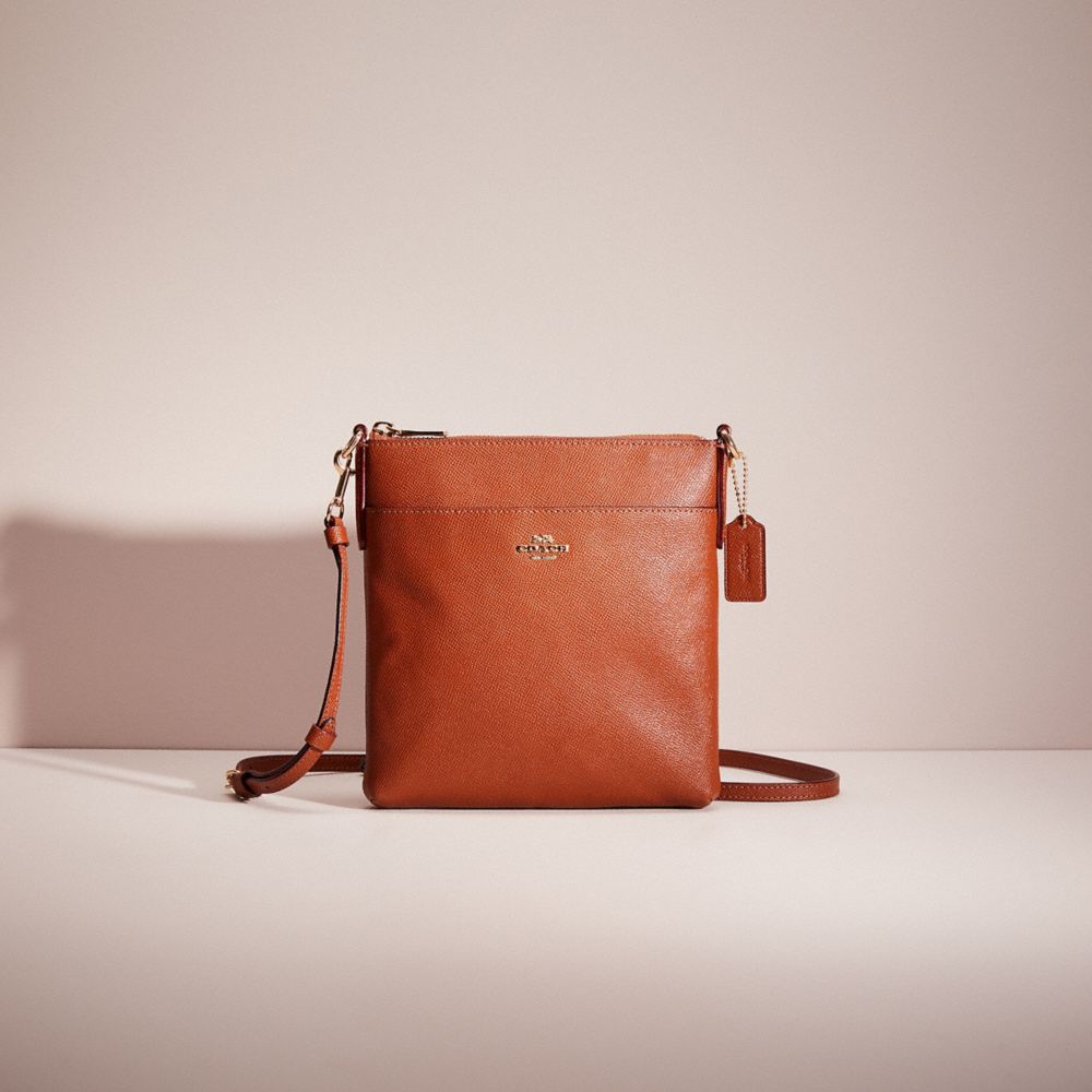 COACH®,Cuir à grain croisé,Doré/Sable 1941,Front View