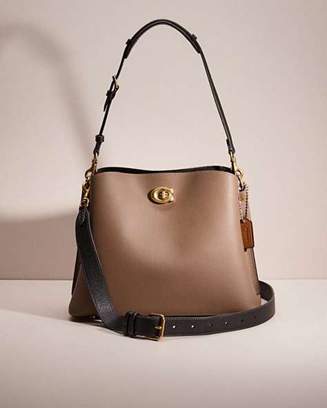 COACH®,RESTORED WILLOW SHOULDER BAG IN COLORBLOCK,Polished Pebble Leather,Medium,Brass/Dark Stone,Front View