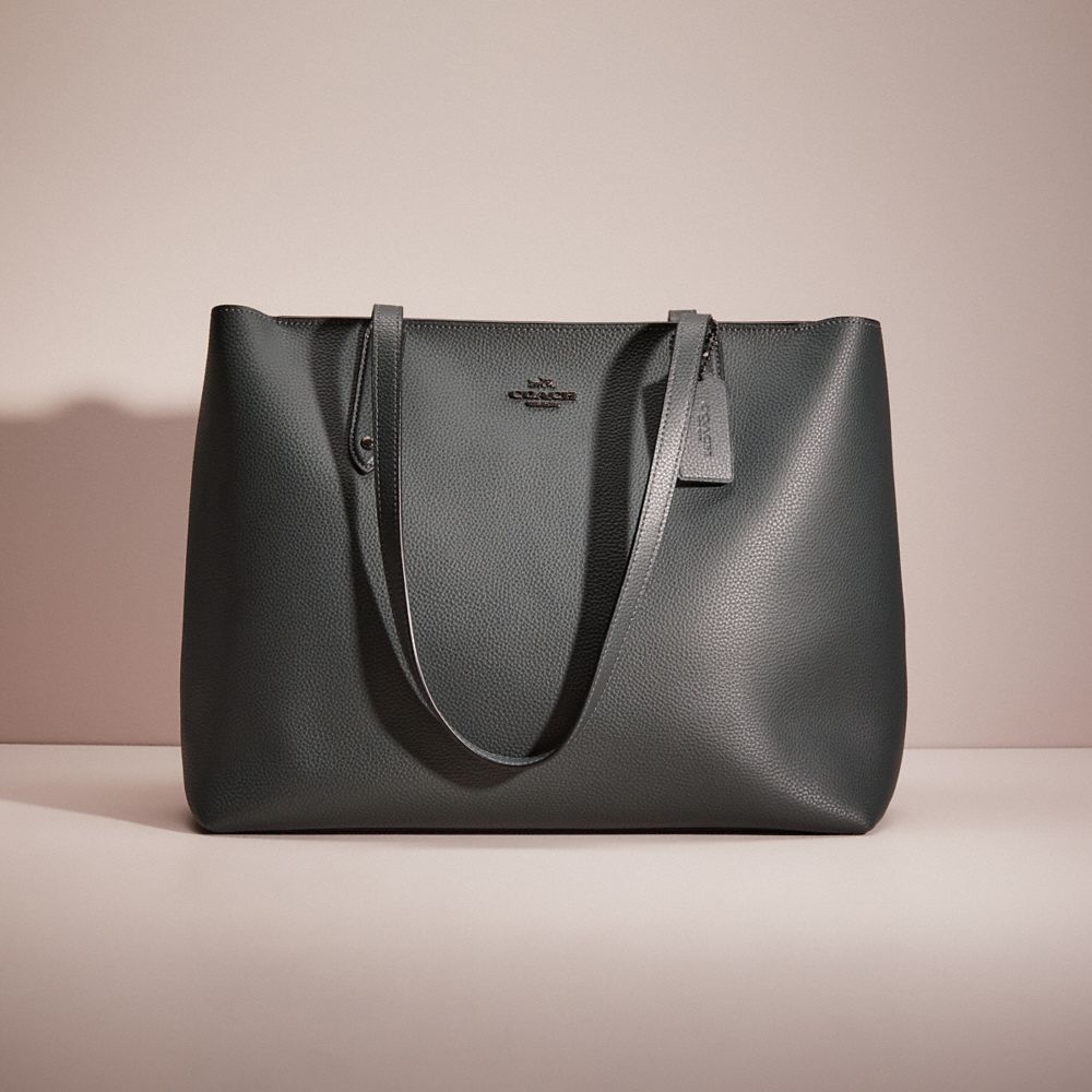 COACH®,Restored Central Tote With Zip,Leather,Tote,Pendant,Scratch Resistant,Gold Metal,Work,,Front View