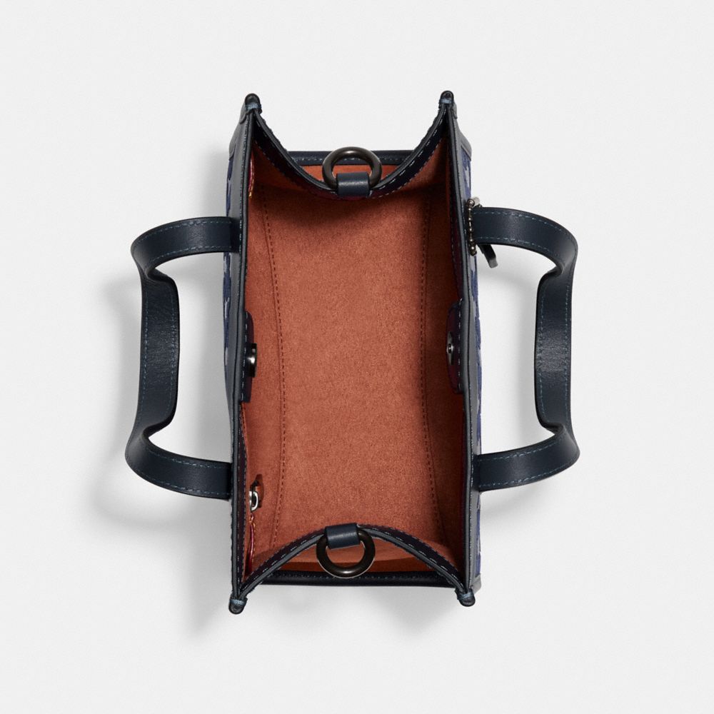 COACH®,Field Tote 22 With Horse And Carriage,Calfskin Leather,Suede,Leather,Tote,Logo,Stripe,Mixed Media,Color Block,Gusse...,Black,Inside View,Top View