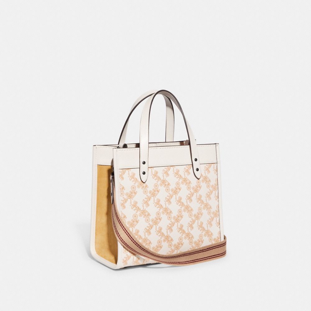 COACH®,Field Tote 22 With Horse And Carriage,Calfskin Leather,Suede,Leather,Tote,Logo,Stripe,Mixed Media,Color Block,Gusse...,,Angle View