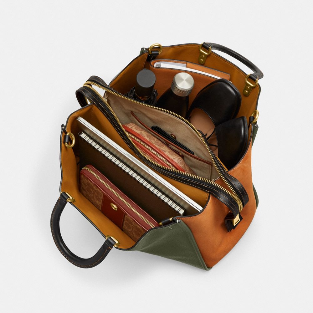 COACH®,ROGUE 39 EN CUIR RÉGÉNÉRATIF,Cuir,Laiton/Vert armée multi,Inside View, Top View