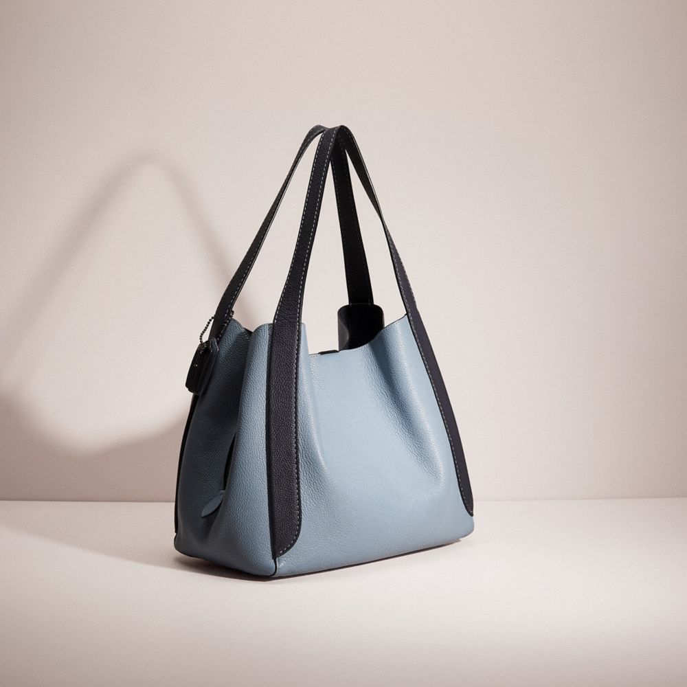 Upcrafted Hadley Hobo In Colorblock