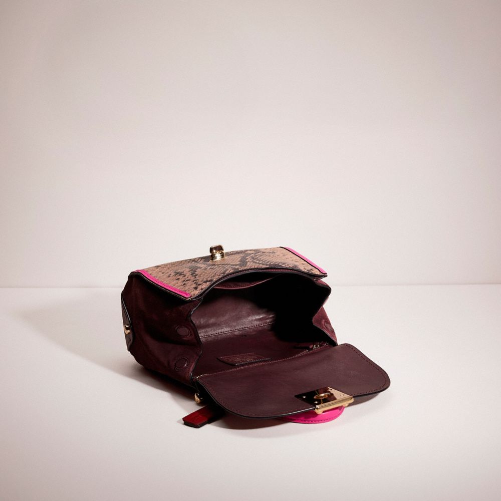 Upcrafted Drifter Top Handle In Colorblock