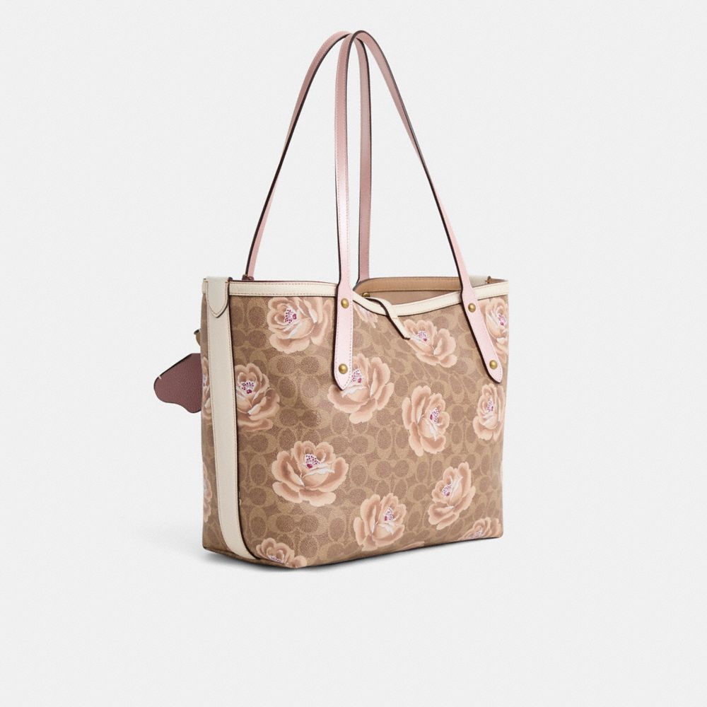 COACH®,Upcrafted Market Tote,,Angle View