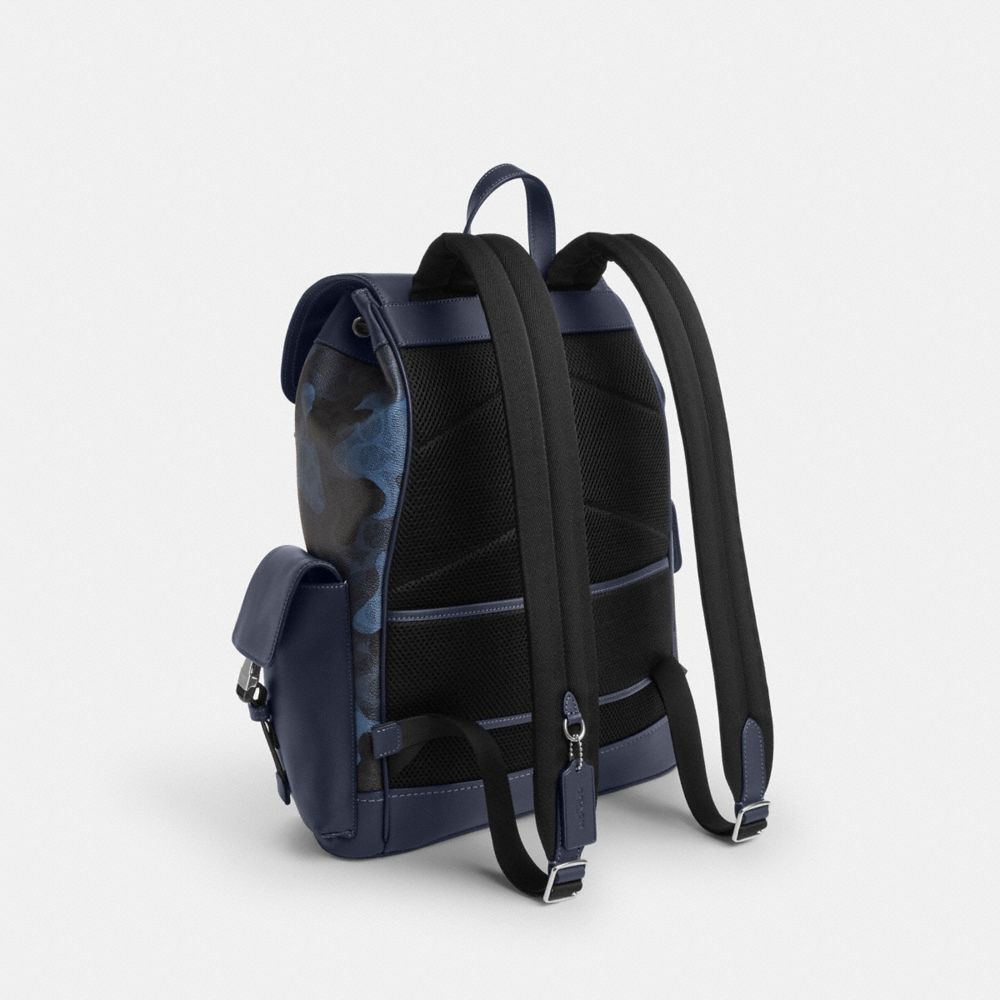 COACH®,Argenté,Angle View