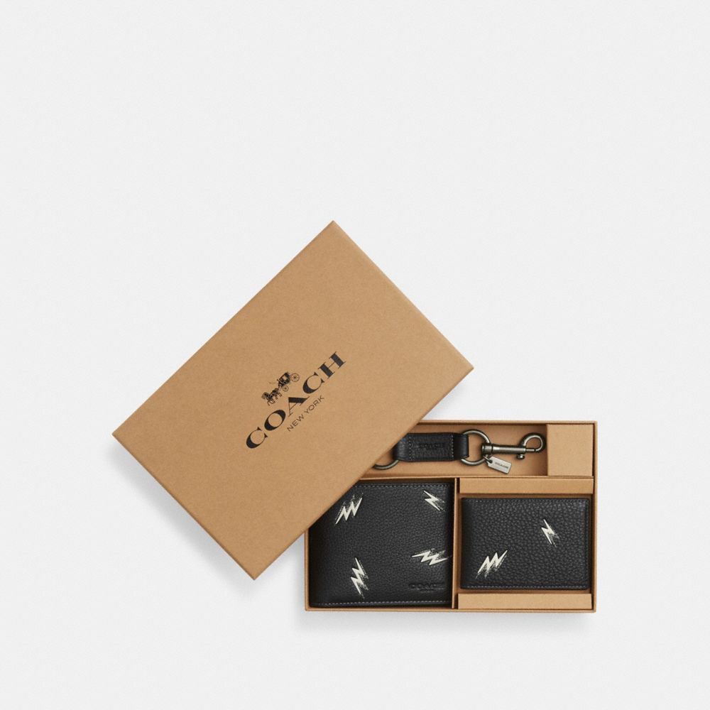COACH®,Boxed 3-In-1 Wallet Gift Set With Lightning Bolt Print,,Front View