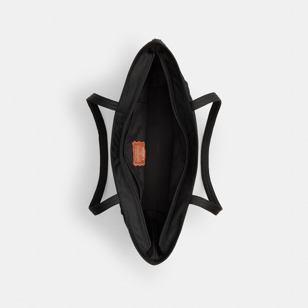 Женские сумки Coach Coachtopia Loop Bow Tote Bag — фото 4